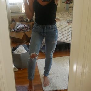 Levi 501 taper jeans